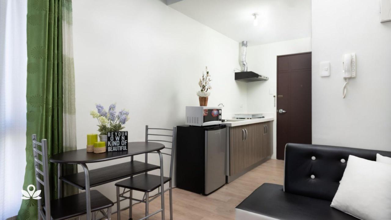 Zen Rooms Vinia Edsa Q.C. เกซอนซิตี้ ภายนอก รูปภาพ
